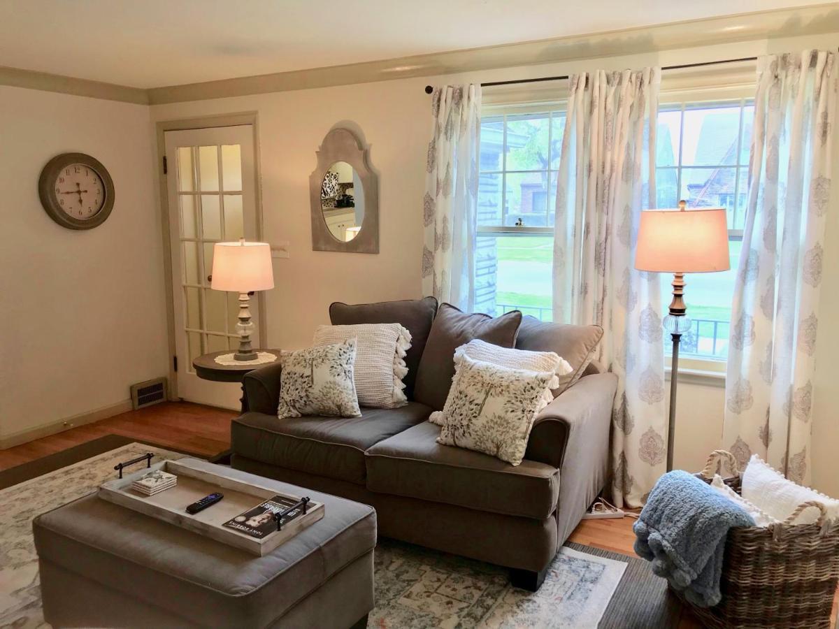 The Little Italy Of Niagara Falls Bed & Breakfast Eksteriør billede